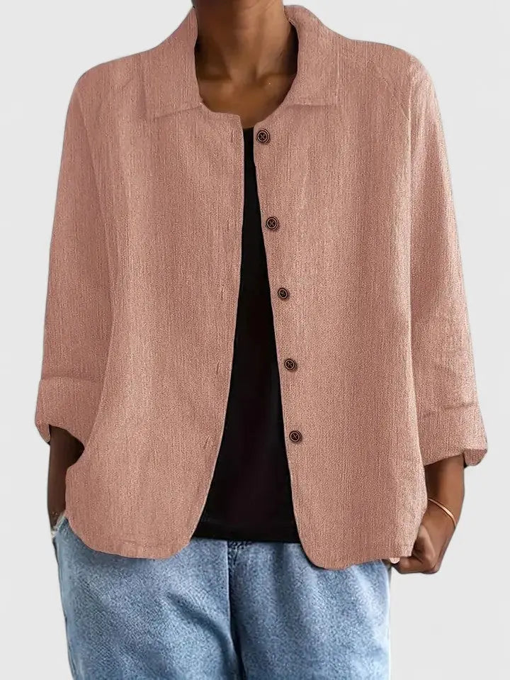 Relaxed fit women's classic light top for ultimate comfort. Ideal for everyday wear and casual spring fashion.