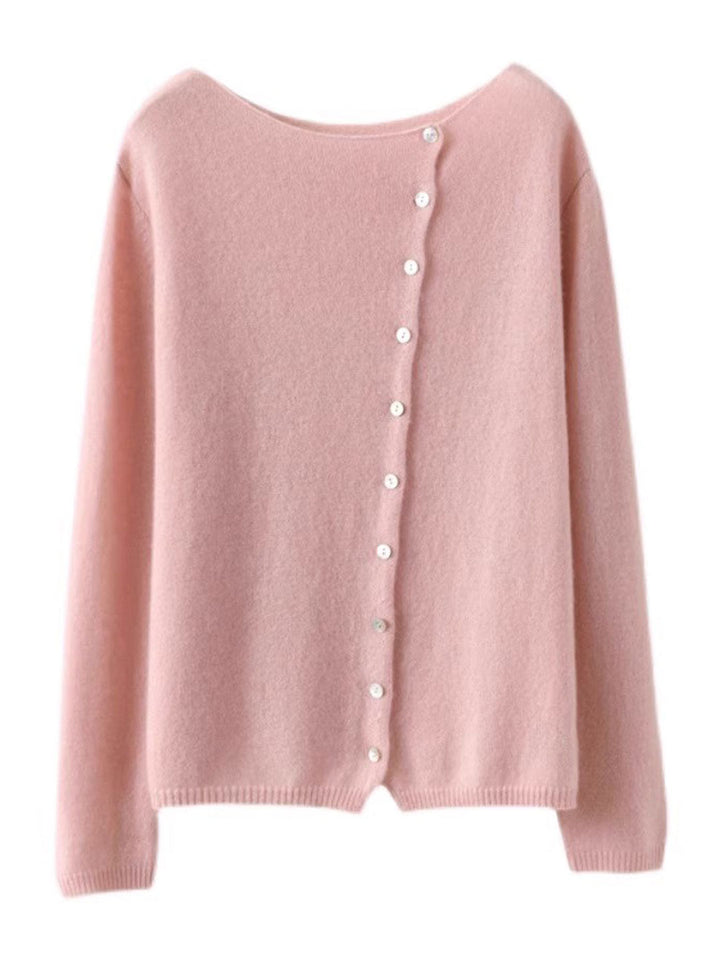 Women's long-sleeve knit cardigan. Effortlessly elegant and cozy, ideal for all-season comfort.