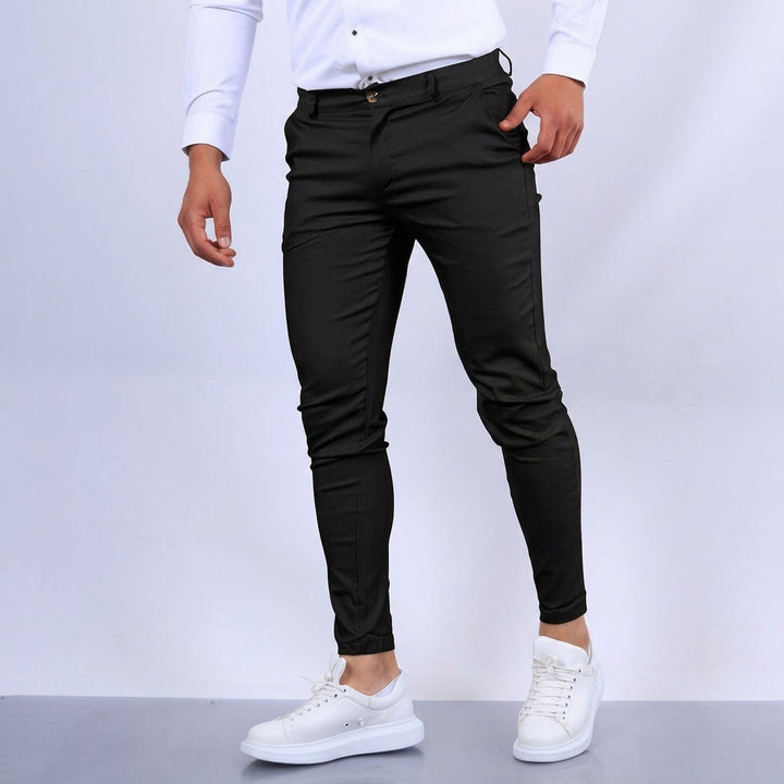 Versatile men's formal trousers in a timeless slim fit design, suitable for business meetings and elegant events.