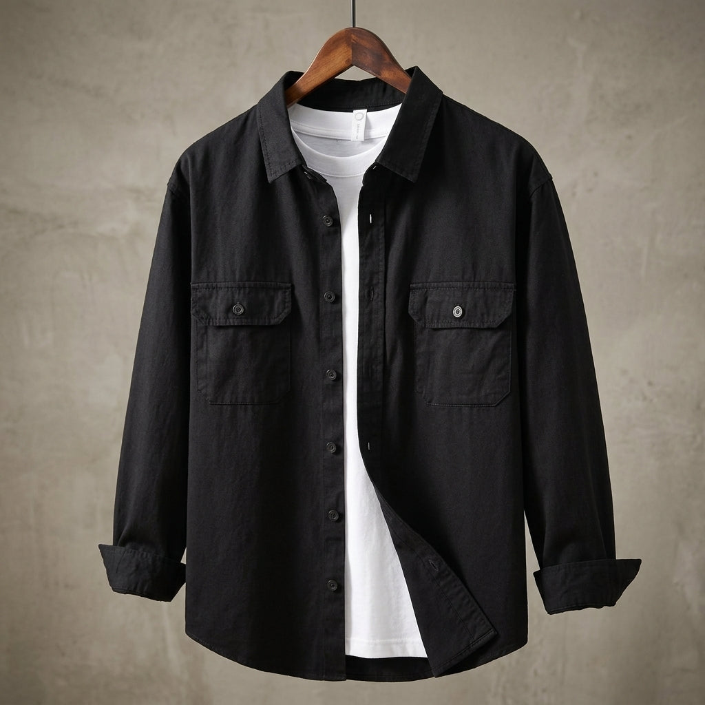 Stylish men's green overshirt, a versatile button-up shirt for casual layering. Ideal for smart casual men's fashion.