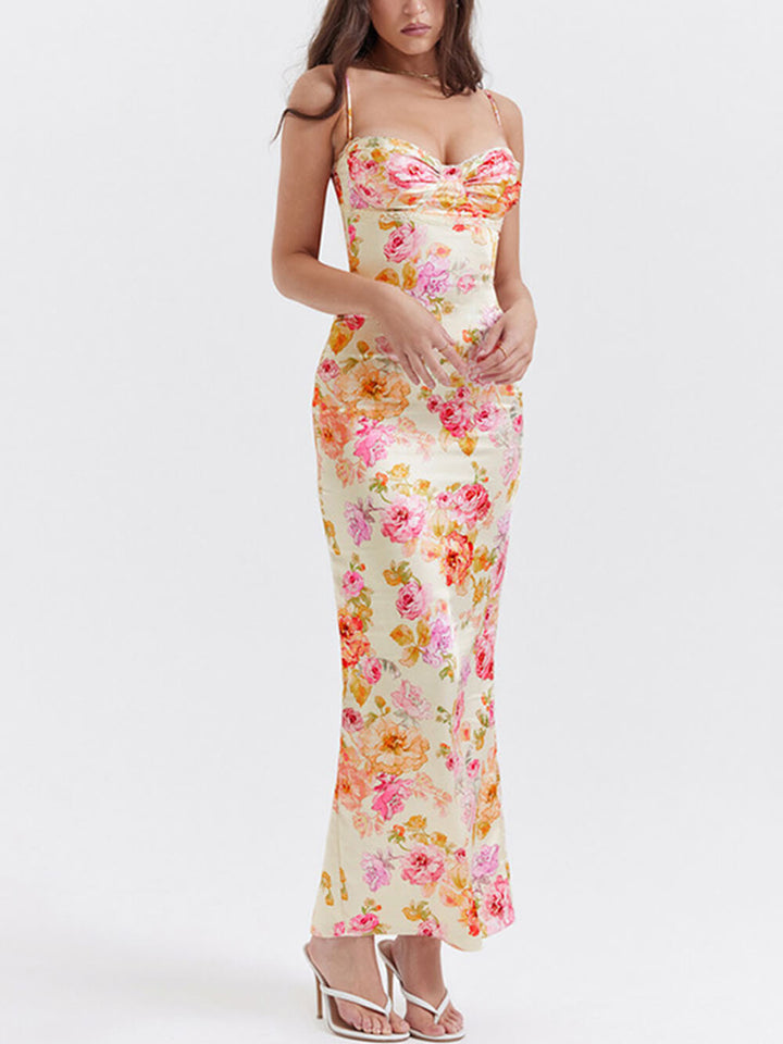 Long floral maxi dress for women, offering effortless summer style and comfort. A chic vacation or everyday casual sundress.