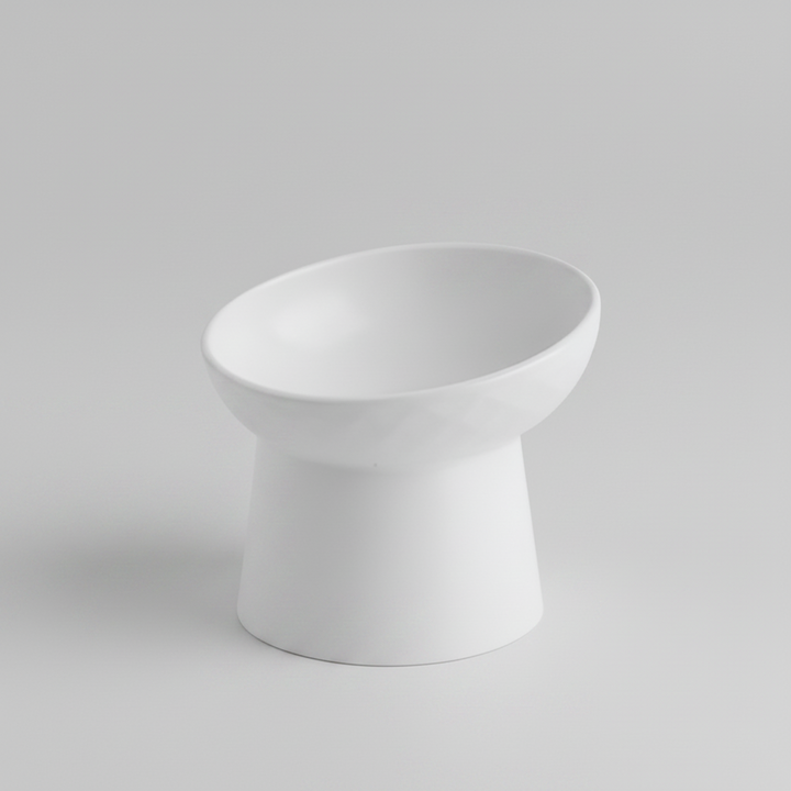Aesthetic Nordic ceramic tilted cat dishware, offering healthy feeding & ergonomic comfort for your cat.