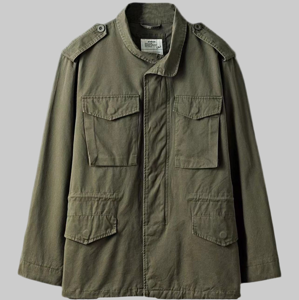 Stylish men's vintage field jacket for versatile, rugged fashion. Ideal military-inspired outerwear for men.