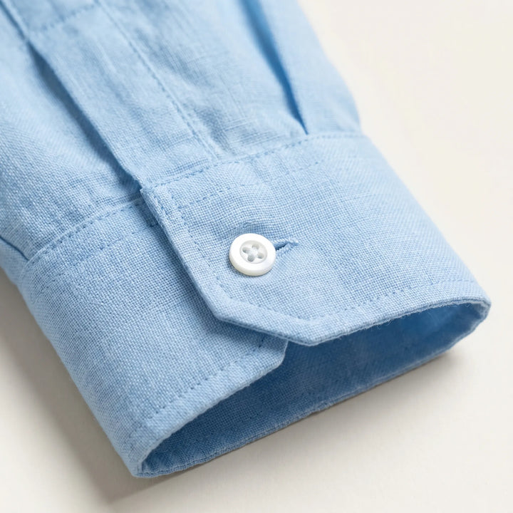 Stylish men's relaxed fit casual shirt, long-sleeve design, ideal for everyday wear and men's fashion.