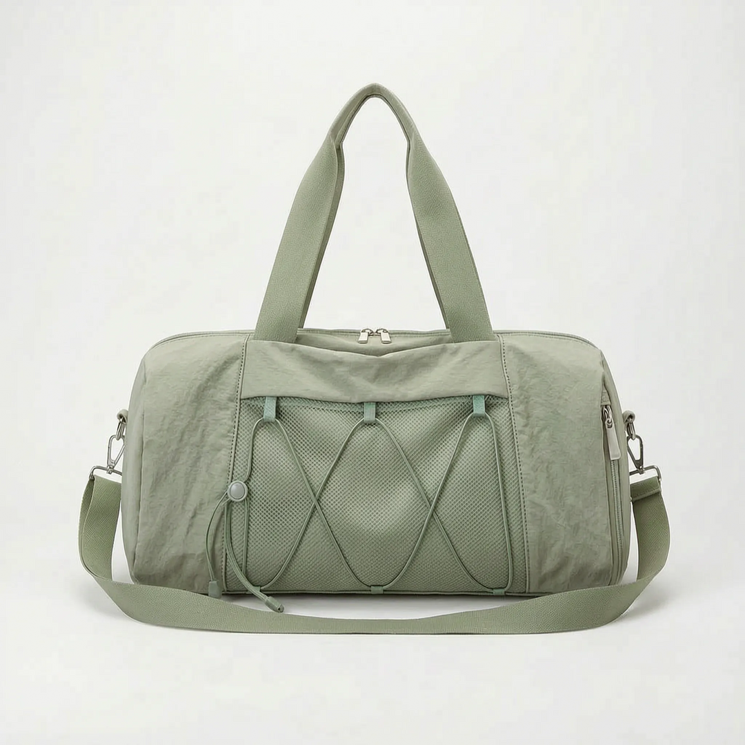 Versatile unisex duffel bag for gym, sports, and travel. Ideal weekend bag with ample space.