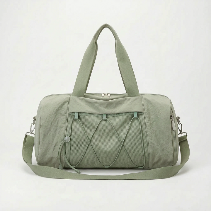 Versatile unisex duffel bag for gym, sports, and travel. Ideal weekend bag with ample space.