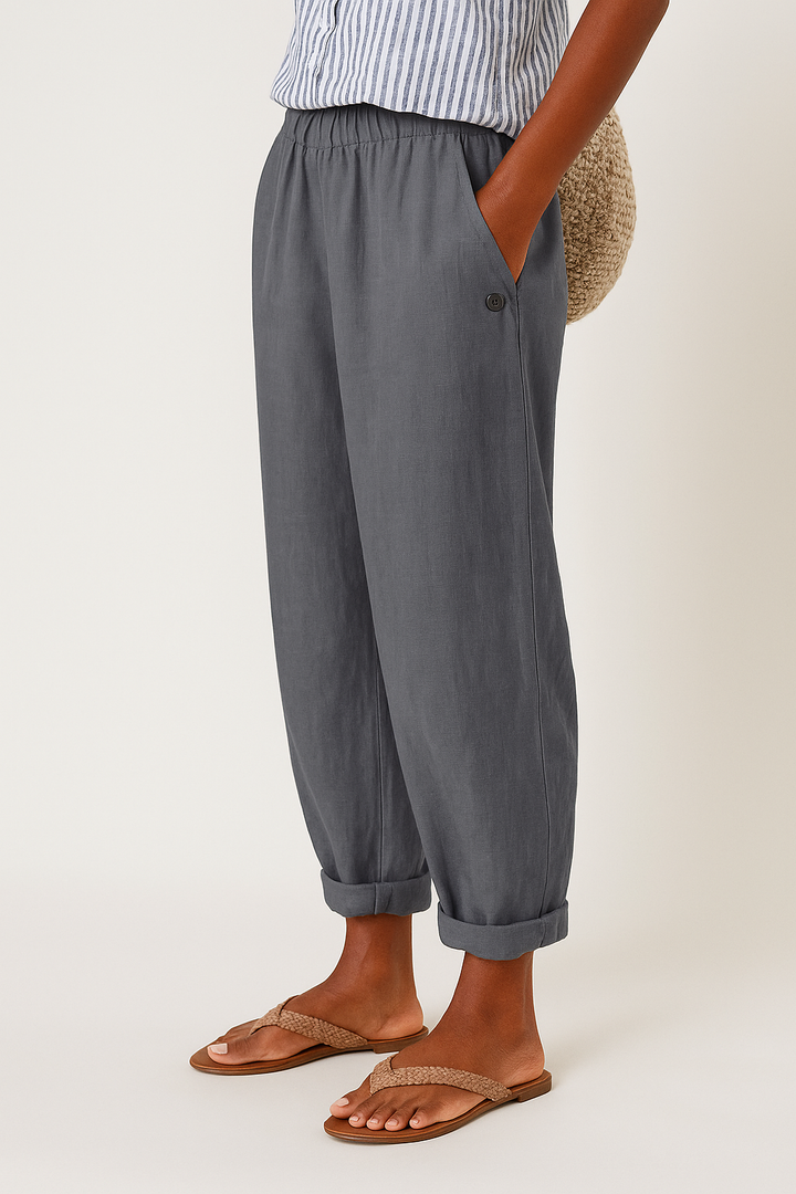 Versatile women's relaxed fit ankle pants, designed for ultimate comfort and casual modern fashion.