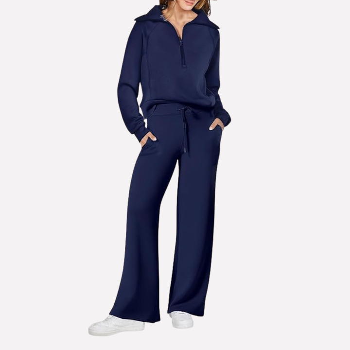 Stylish women's travel set: new wide-leg pants and matching top. Ideal for a comfortable yet fashionable journey.
