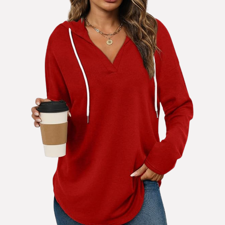 Cozy oversized women's long sleeve pullover, essential for winter style and everyday comfort.