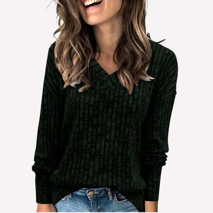 Comfortable women's v-neck tunic with long sleeves, offering effortless style for casual outfits.