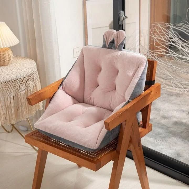 Relieve pressure with this unisex ergonomic memory foam seat cushion. Excellent posture support for office chairs.