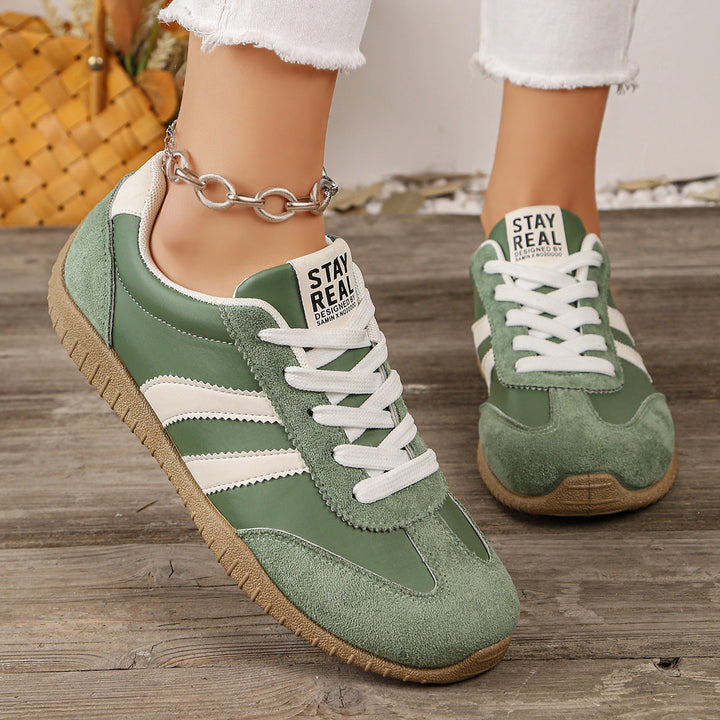 Comfortable women's trainers with advanced arch support, wide fit & foot support for everyday walking & pain relief.