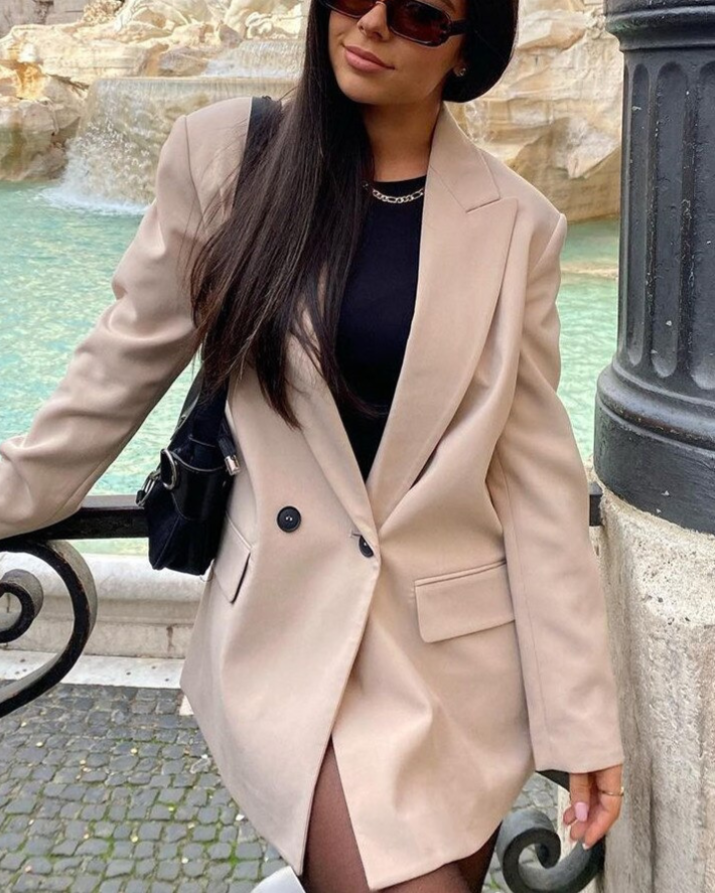 New women's double-breasted blazer, a professional and chic addition to any wardrobe.