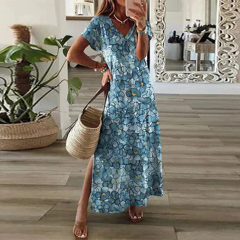 Stylish women's boho maxi dress featuring a vibrant paisley print & short sleeves. Ideal for beach vacations & summer days.