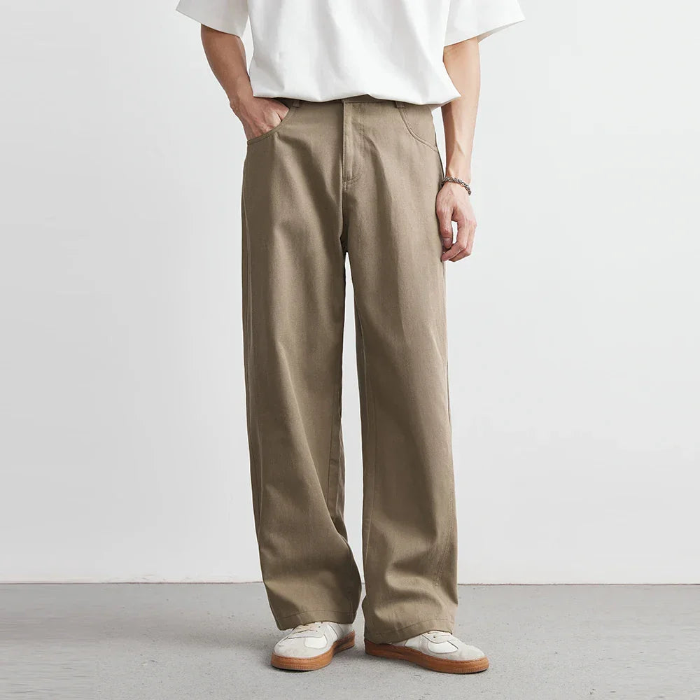 Men's Nagano wide-leg utility pants in relaxed fit, perfect for casual, modern style comfort. Khaki color shown.