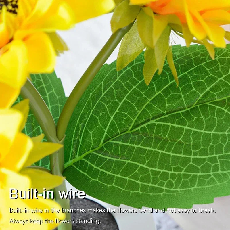 Unisex LED sunflower table lamp, rechargeable. A decorative night light providing warm ambient illumination.