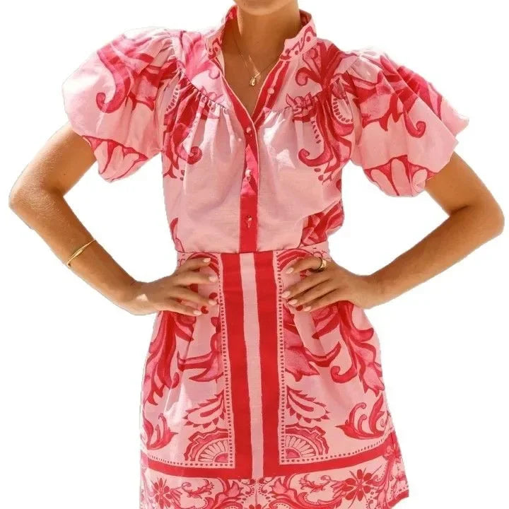 Chic women's puff sleeve floral mini sundress, versatile for casual or beach fashion.