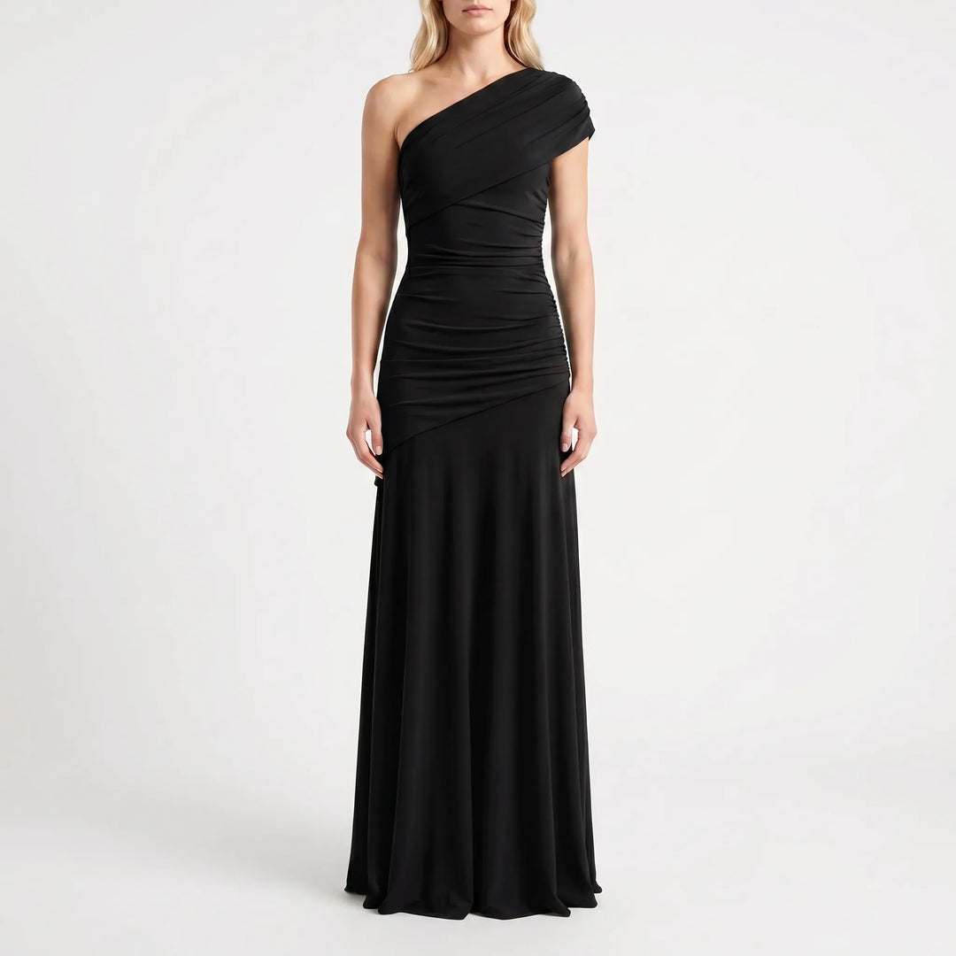 Stylish women's one-shoulder maxi dress with asymmetric design, a beautiful choice for formal events.