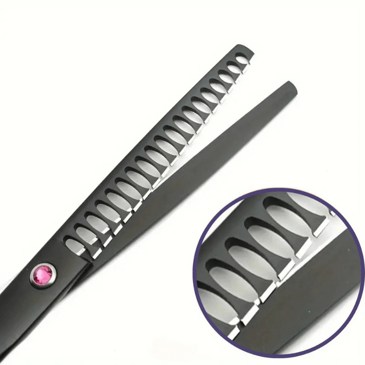 Premium pet grooming kit for dogs & cats. Achieve salon-quality results with this complete animal care set.
