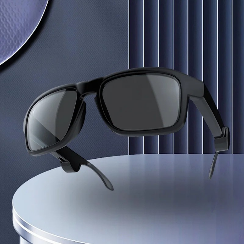 Unisex smart Bluetooth sunglasses with HiFi audio & hands-free calls. Great for sports.