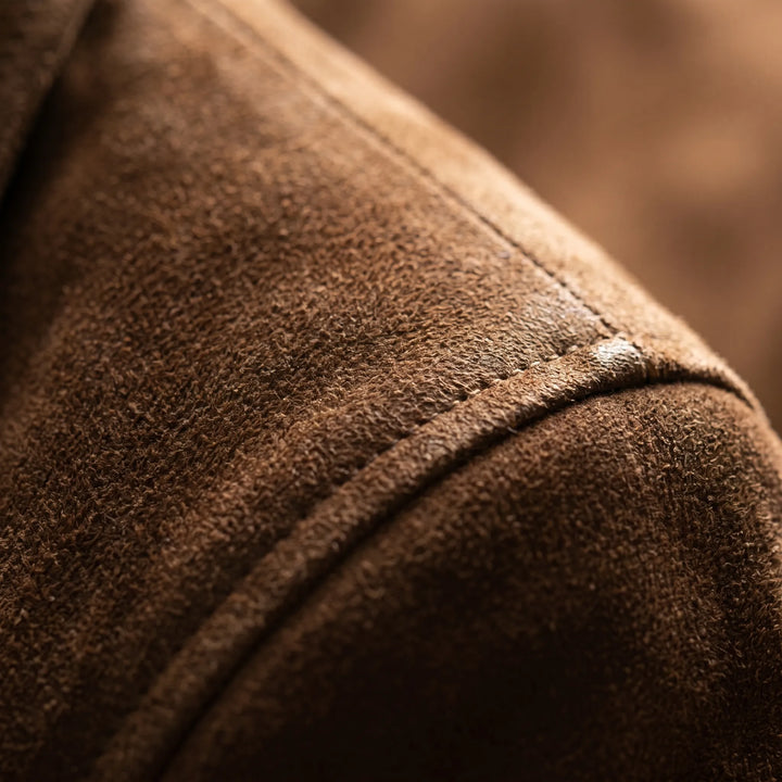 Tailored women's mid-weight brown suede-effect jacket. Ideal for spring/autumn, with lapel collar & button-front closure.