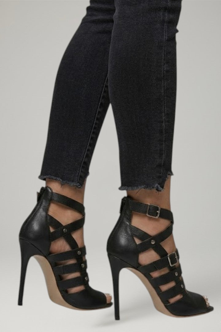 Chic women's summer stiletto sandals with a sleek high heel and convenient zipper closure for comfort.