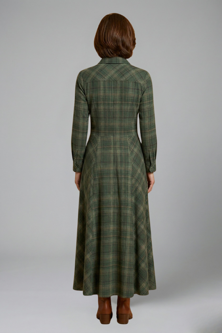 Casual yet chic women's long sleeve button-front plaid maxi dress. Great for everyday or elegant occasions in fall.