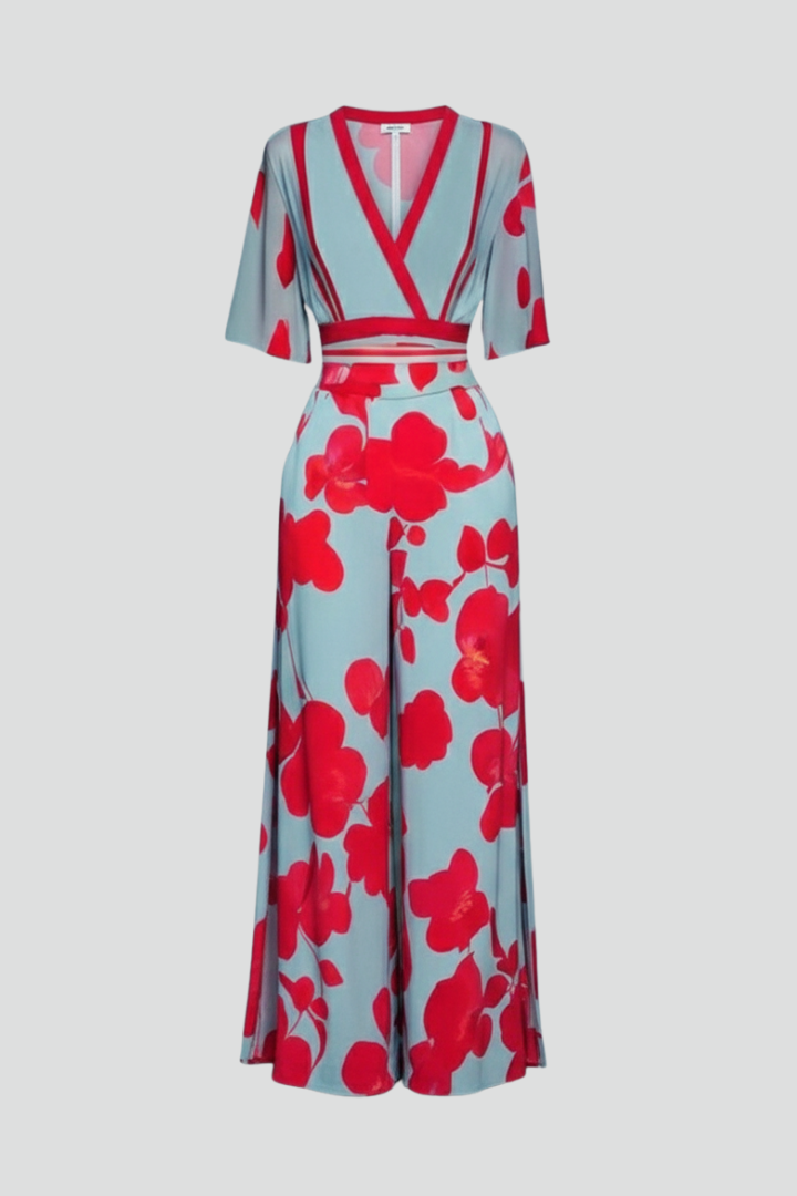 Comfortable women's flowy V-neck maxi dress, a chic choice for any elegant summer or evening occasion.