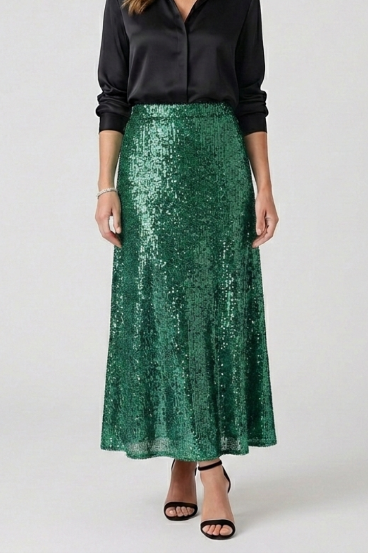 Women's sequin maxi skirt with high elastic waist for dazzling evening wear and glamorous parties.