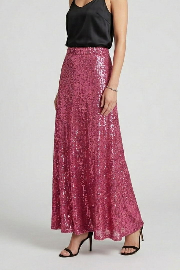 Glamorous women's sequin long skirt, high-waisted and pull-on, ideal for parties & formal events.