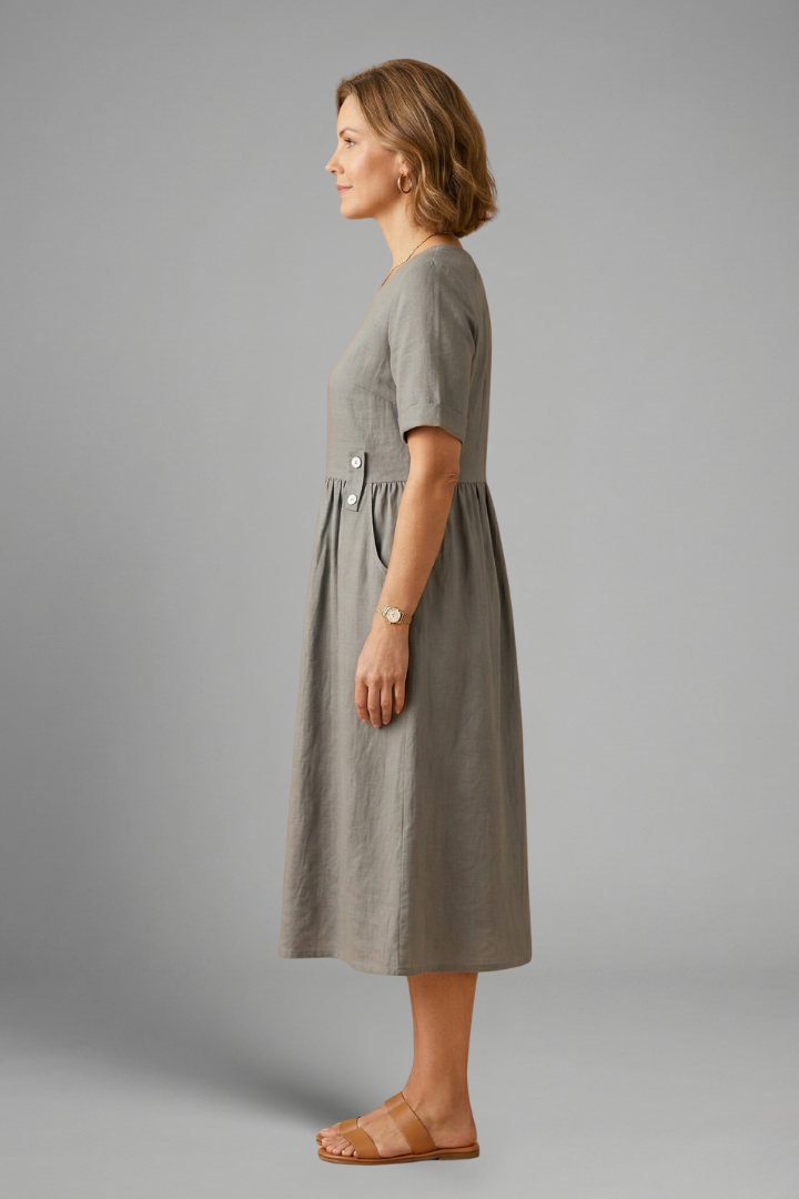 Everyday wear women's midi dress, designed with a flattering round neck and relaxed loose fit.