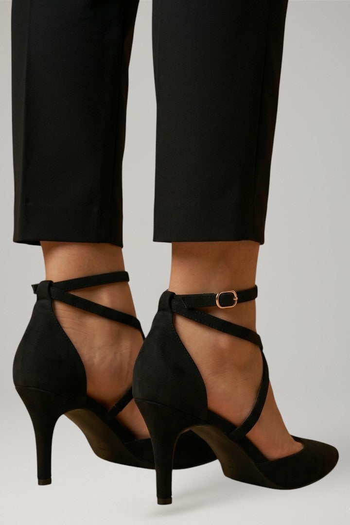 Comfortable black block heel sandals for women, featuring an adjustable strap for a secure, stable fit.