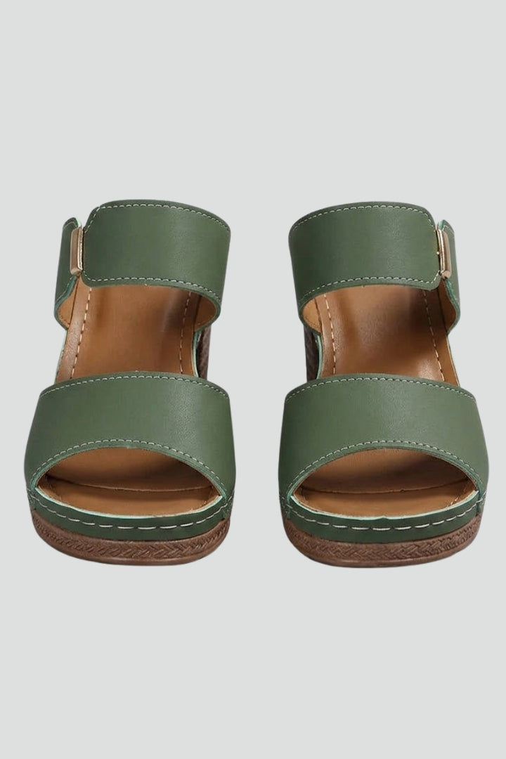 Women's block heel sandals with adjustable ankle straps, comfortable design for all-day wear. Perfect summer fashion.