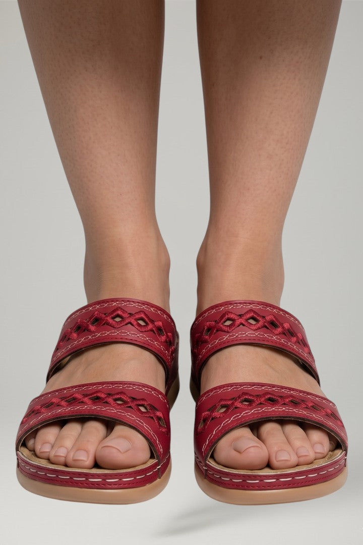 Red women's arch support sandals with adjustable straps, designed for ultimate comfort and casual wear.