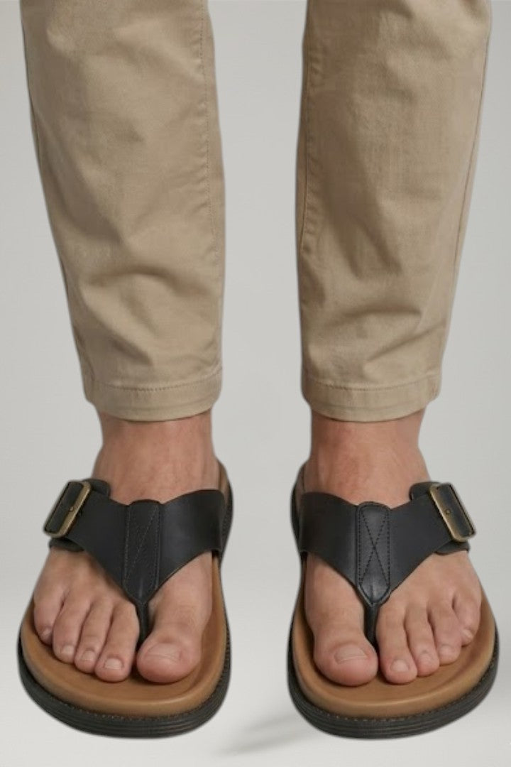 Enjoy summer in these women's comfort sandals. Lightweight, with a supportive cushioned insole for lasting wear.