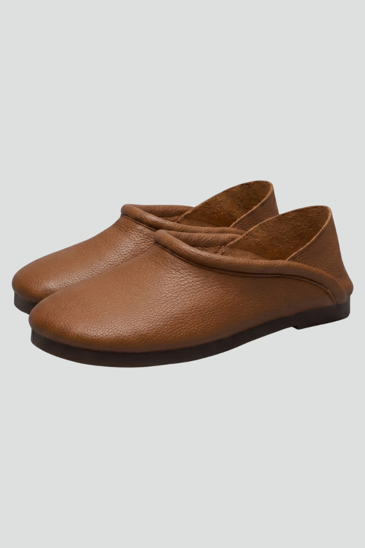 Comfortable women's flat sandals for everyday wear, easy slip-on style, perfect casual summer footwear.