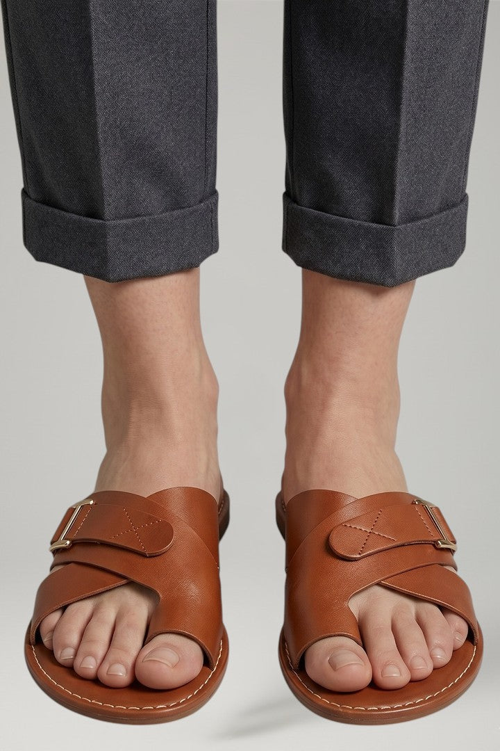 Secure women's toe loop sandals with adjustable ankle strap, ensuring stylish comfort for summer fashion.