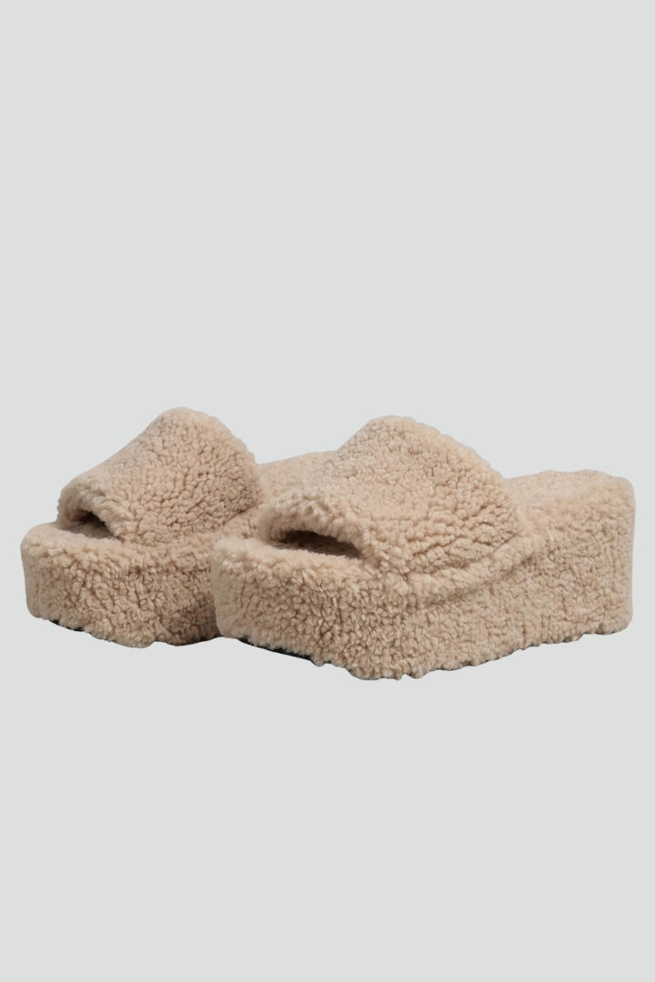 Women's wedge sandals with cushioned insole & platform sole for all-day comfort.