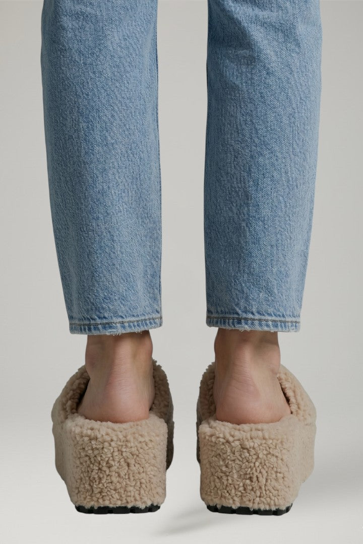 Step into comfort with these women's wedge platform sandals, ideal for stylish summer outfits.