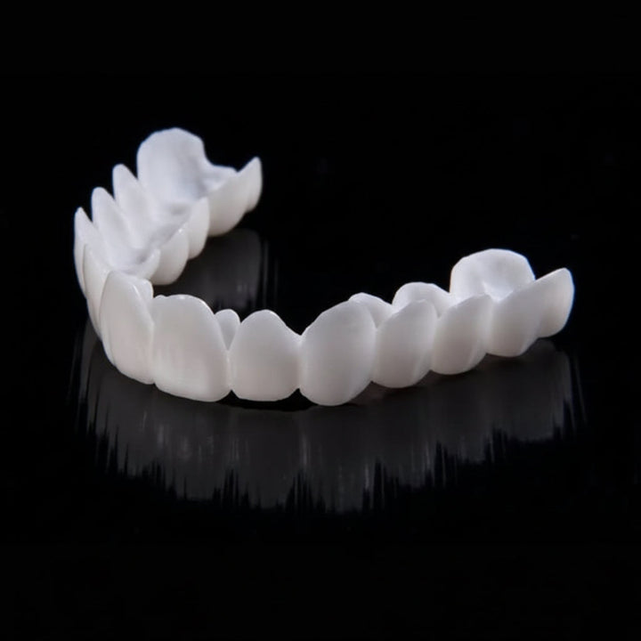 Dental veneers offering instant smile enhancement, a unisex cosmetic dentistry solution.