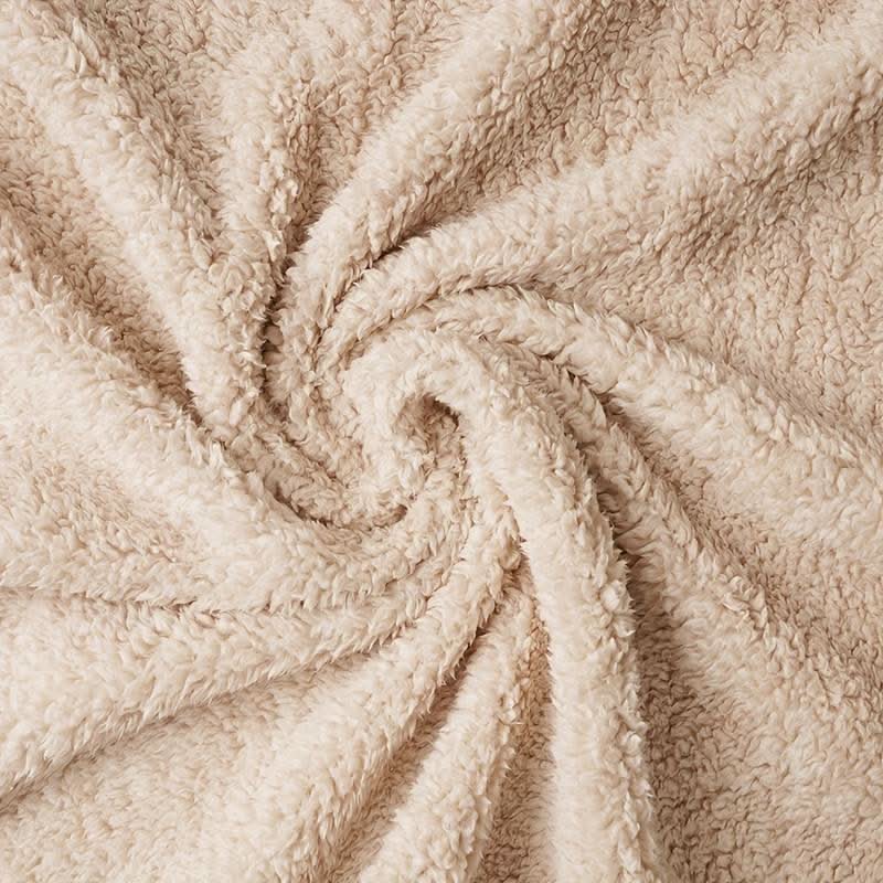 Cozy dog blanket, also perfect for cats. This warm, plush fleece pet bed cover ensures ultimate comfort.