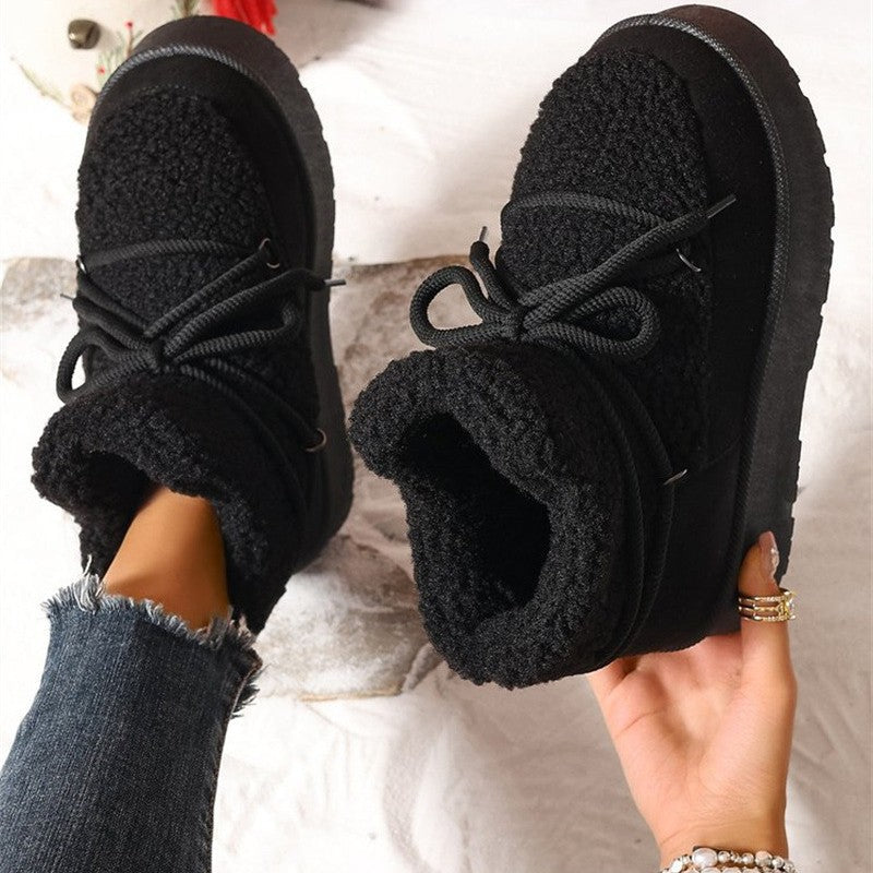 Aurelia women's comfort boots, designed for everyday wear in winter, providing warmth and stability.