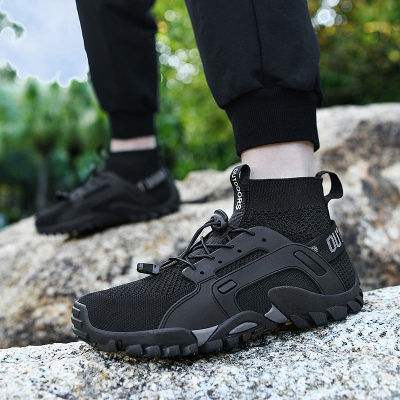 Black men's barefoot sock shoes, lightweight & quick-dry, perfect for active lifestyle.