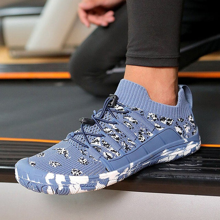Non-slip unisex training shoes, flexible & comfortable for all types of workouts.