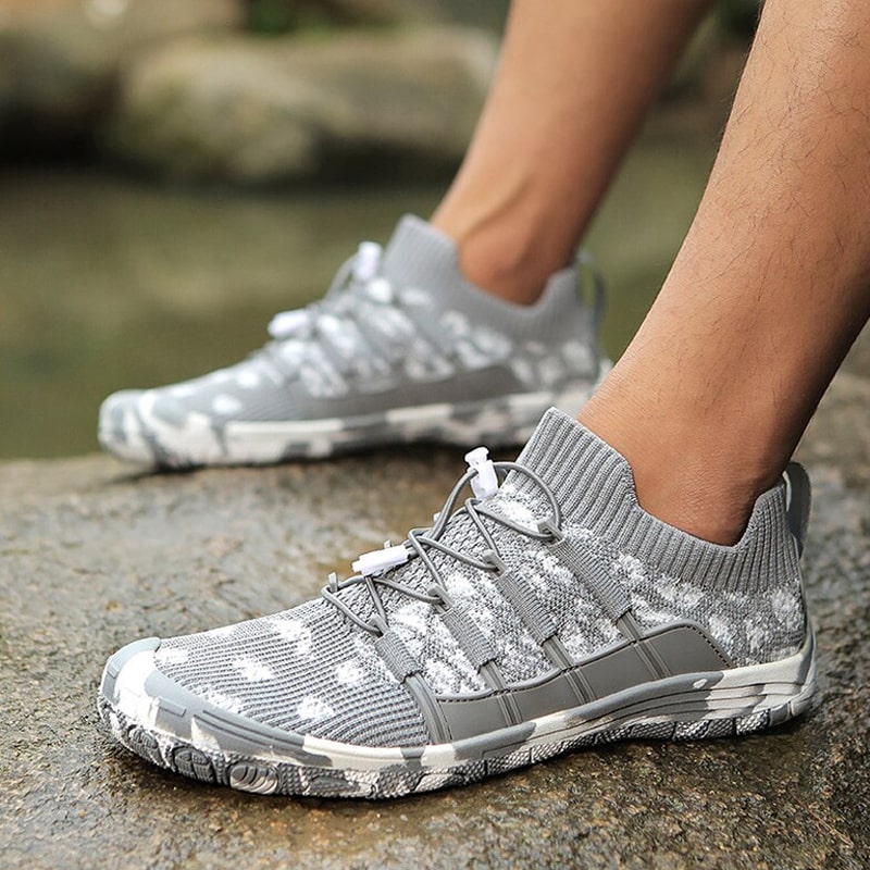 Outdoor sports shoes, barefoot feel, non-slip sole for enhanced grip on varied terrain.