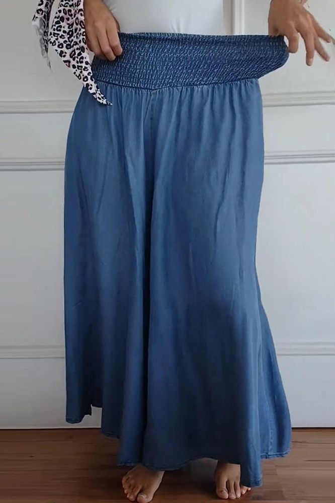 Soft, comfortable A-line women's midi skirt. A wardrobe essential for everyday style, offering both comfort and elegance.