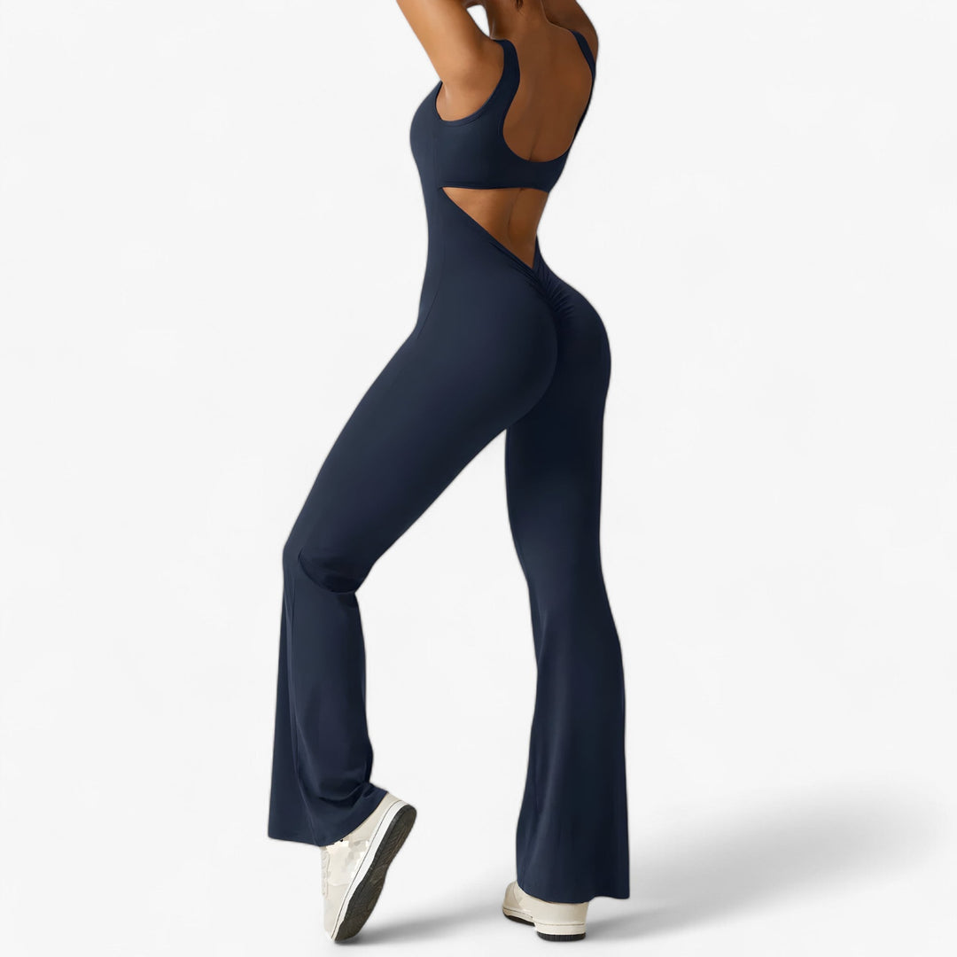 Casual Amélie women's jumpsuit, offering supreme comfort and effortless style.
