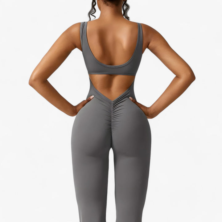 Amélie women's versatile jumpsuit, offering stylish comfort for both casual & elegant settings.