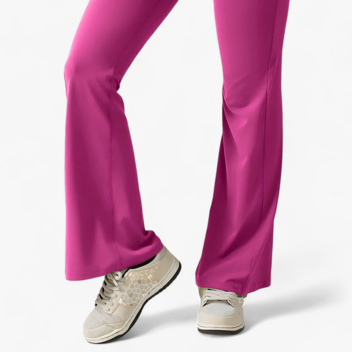 Women's Amélie comfortable jumpsuit, a stylish wardrobe essential for any season.