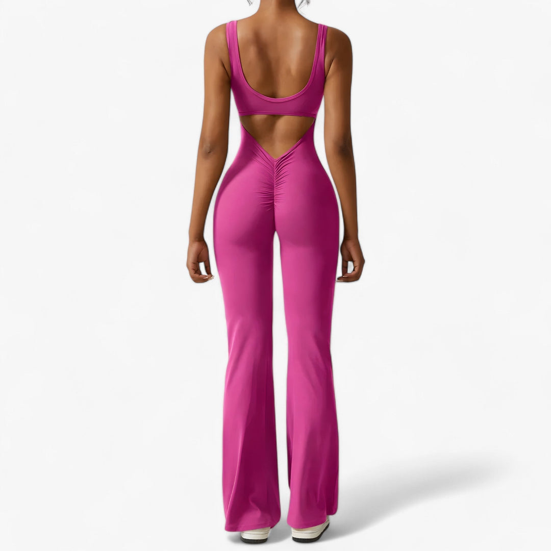 Elegant Amélie women's jumpsuit, comfortable & stylish for modern everyday fashion.
